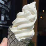 白いのに、しっかりコーヒー味。軽井沢のコーヒーソフトができるまで